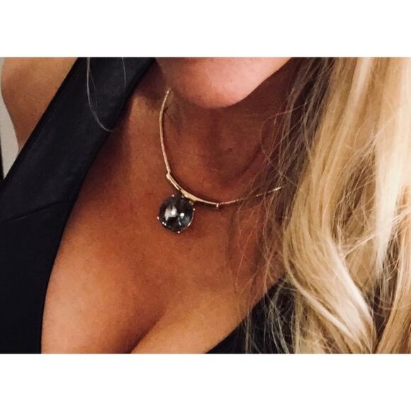 Kenneth Cole gold and stone pendant necklace - Picture 3 of 8